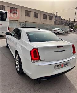 كرايسلر 300